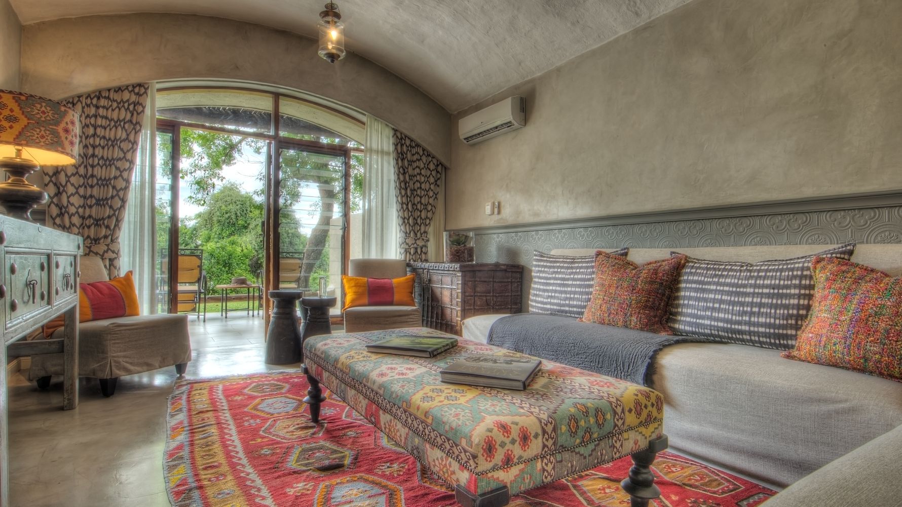 blog-ratgeber-botswana-chobe-game-lodge-lounge-natucate