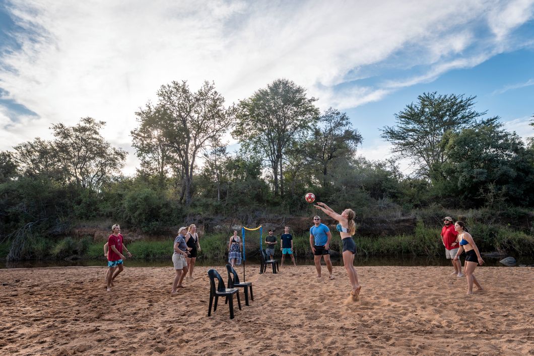 natucate-guide-courses-bushwise-selati-camp-volleyball