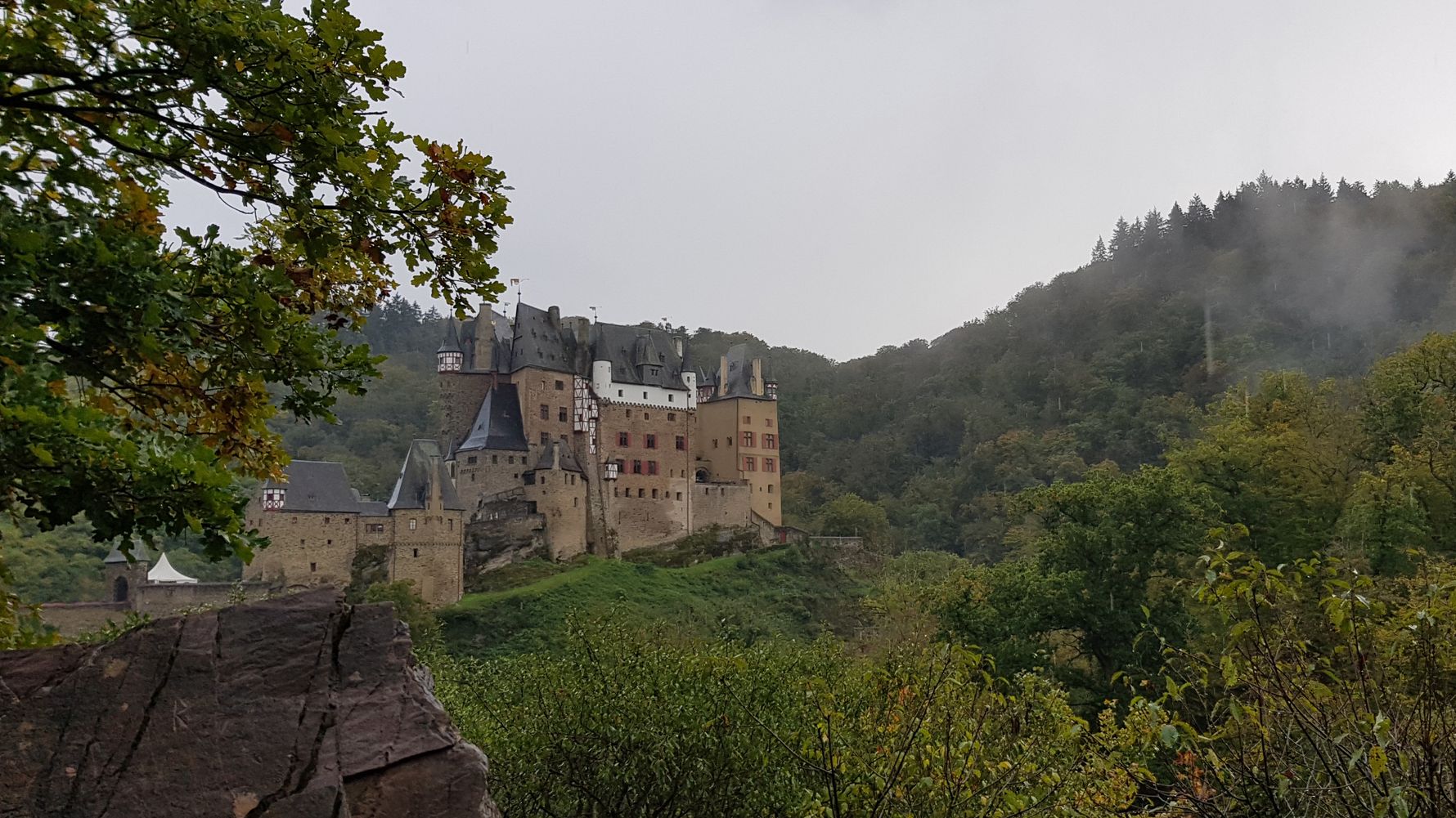 laenderinformationen-deutschland-burg-eltz-natucate