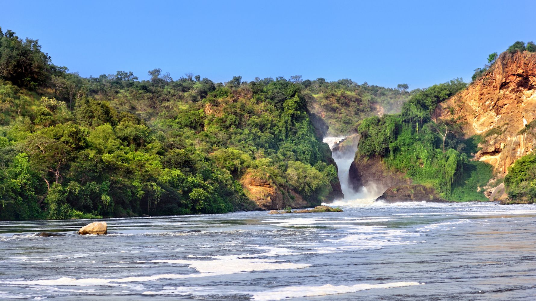Victoria lake, Uganda
