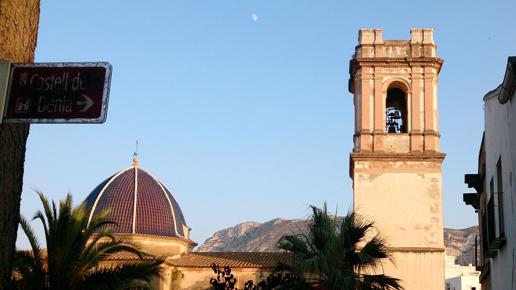 blog-ratgeber-spanien-denia-kirche-natucate