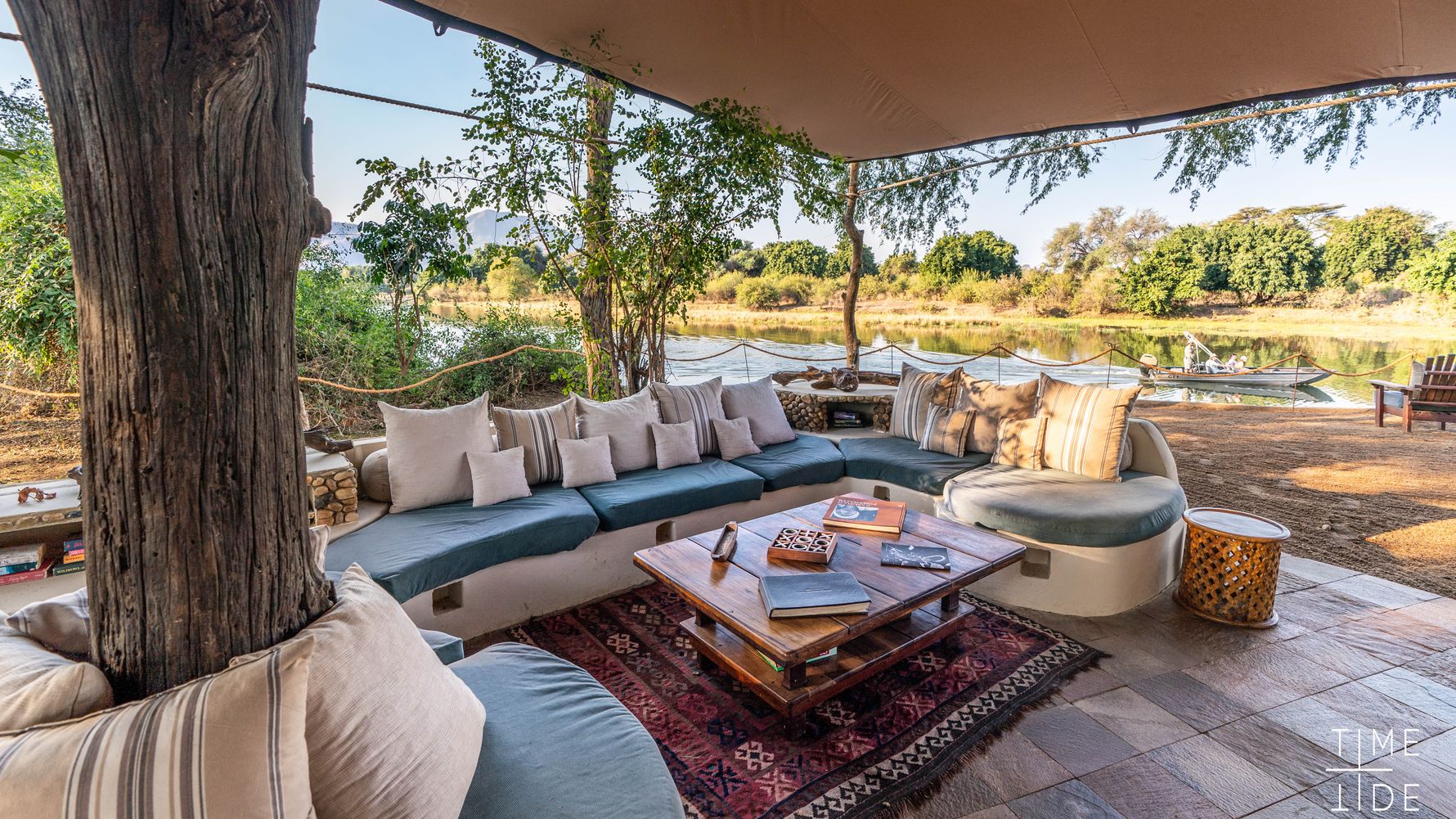 blog-ratgeber-sambia-chongwe-river-camp-lounge-natucate