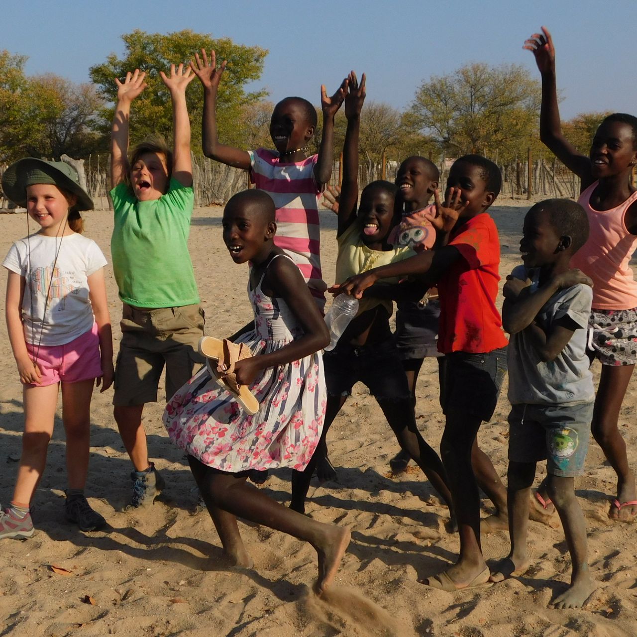 erfahrungsberichte-freiwilligenarbeit-namibia-family-kinder-okongwe