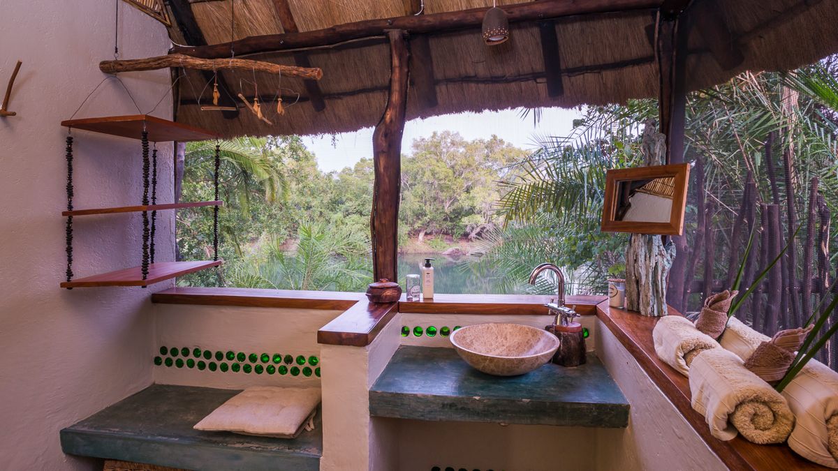 blog-ratgeber-sambia-kaingu-safari-lodge-badezimmer-natucate