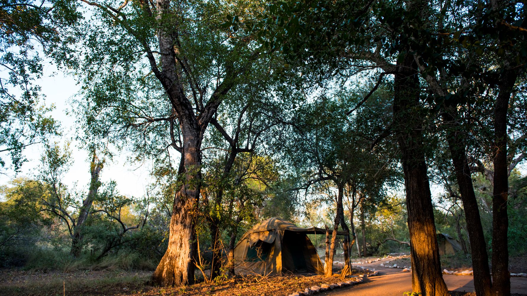 blog-camp-selati-zelte-sonnenuntergang-natucate