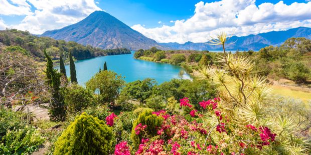 natucate-laenderinfo-guatemala-bucht-atilan-header