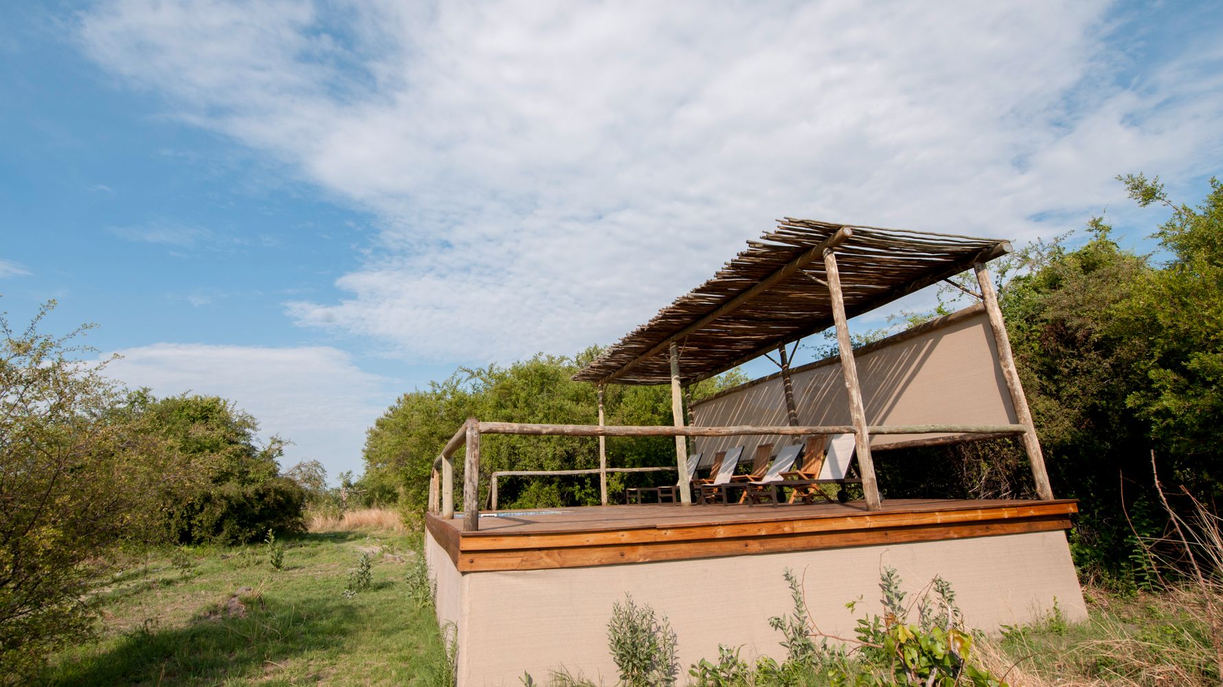 blog-ratgeber-botswana-sango-safari-camp-aussichtsplatform-natucate