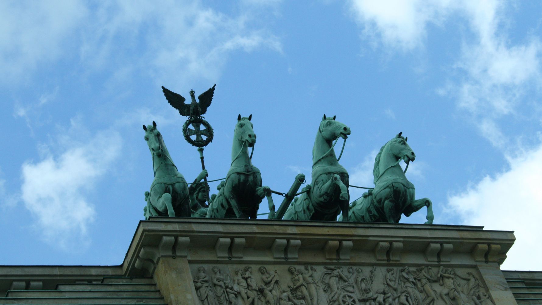 laenderinformationen-deutschland-brandenburger-tor-quadriga-natucate