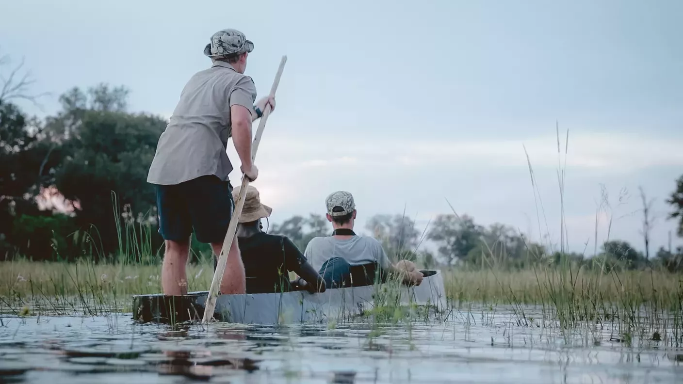 natur-und-rangerkurs-afrika-botswana-trails-guide-okavango-delta-mokoro-natucate