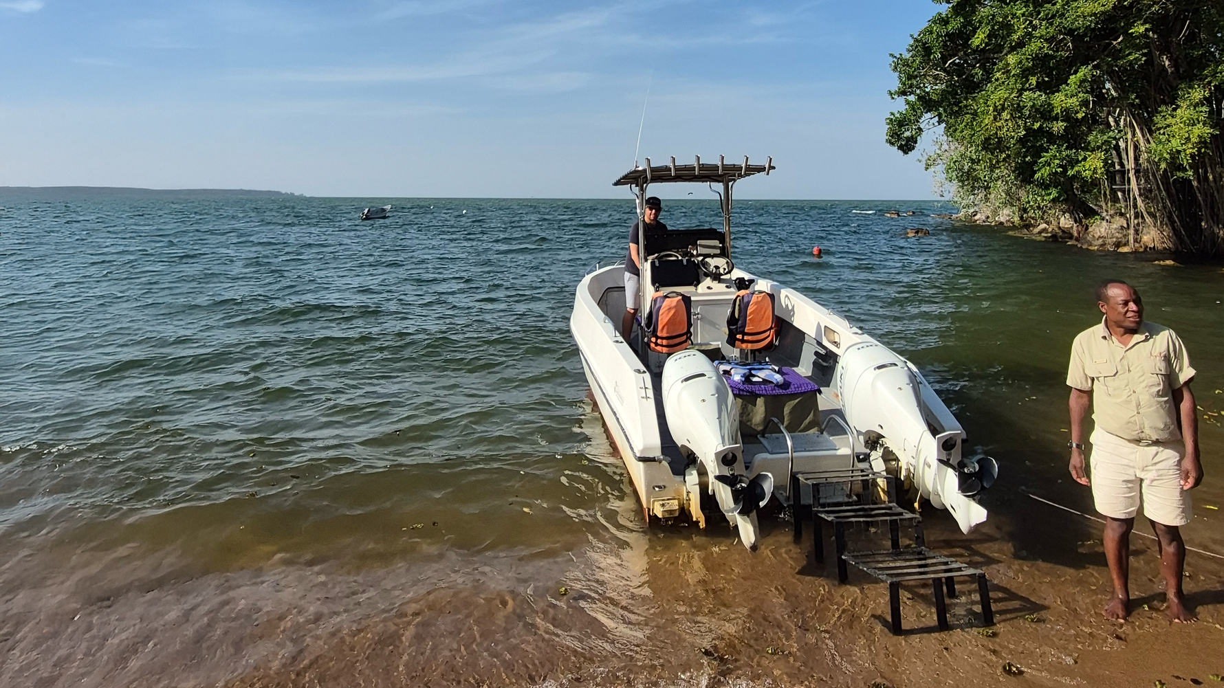 Boot am Ufer Viktoria Lake