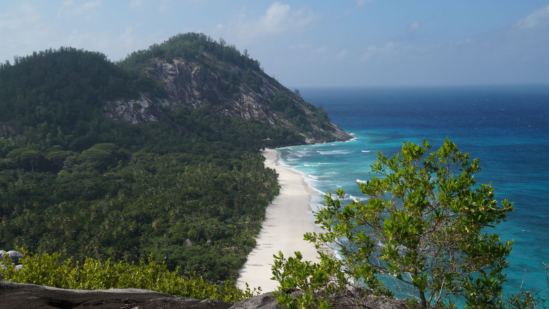 freiwilligenarbeit-seychellen-erfahrungsbericht-artenschutz-kundenfotos-kueste-natucate