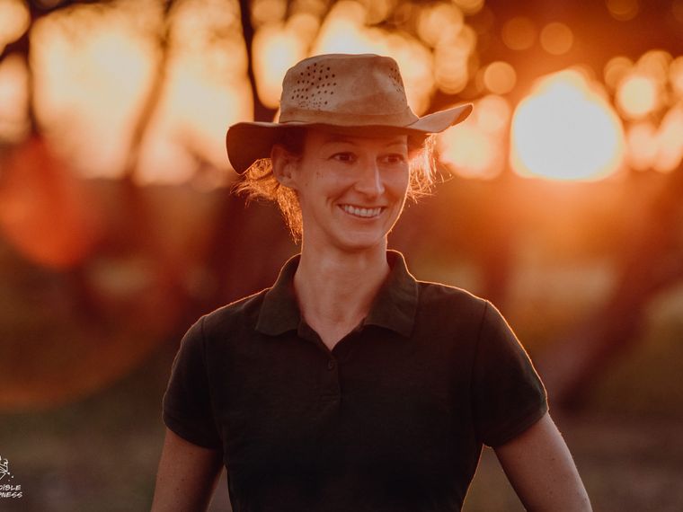 erfahrungsberichte-rangerkurse-suedafrika-field-guide-level-1-katharina-teilnehmerin-sonnenuntergang-natucate