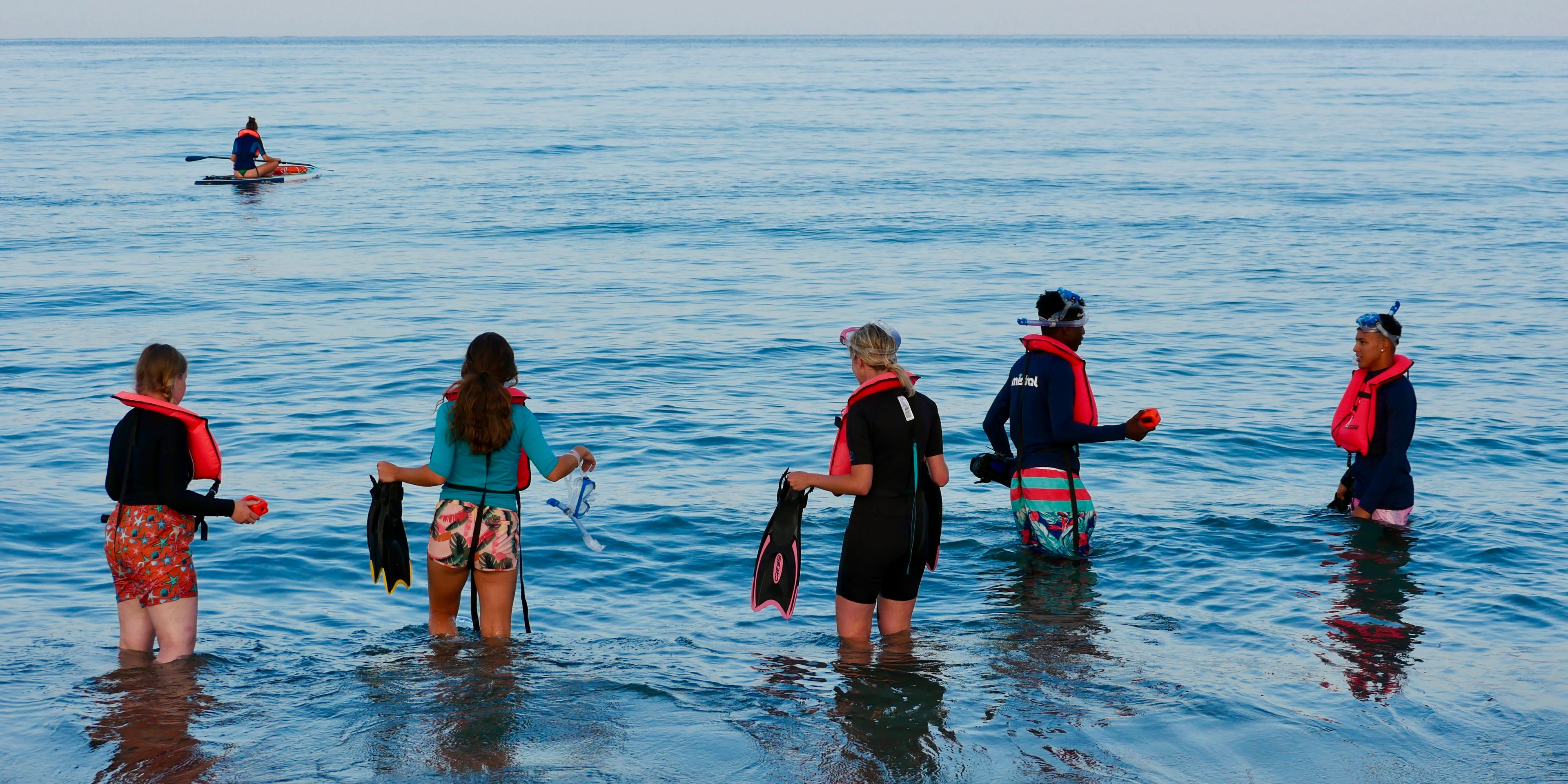 natucate-volunteering-greece-group-water-turtle-marine-conversation