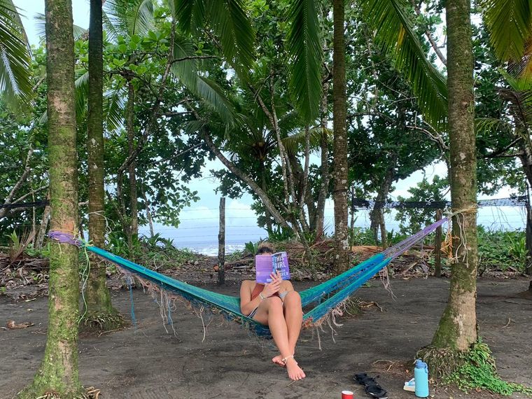 erfahrungsberichte_freiwilligendienst_costa-rica-amelia-hangematte2