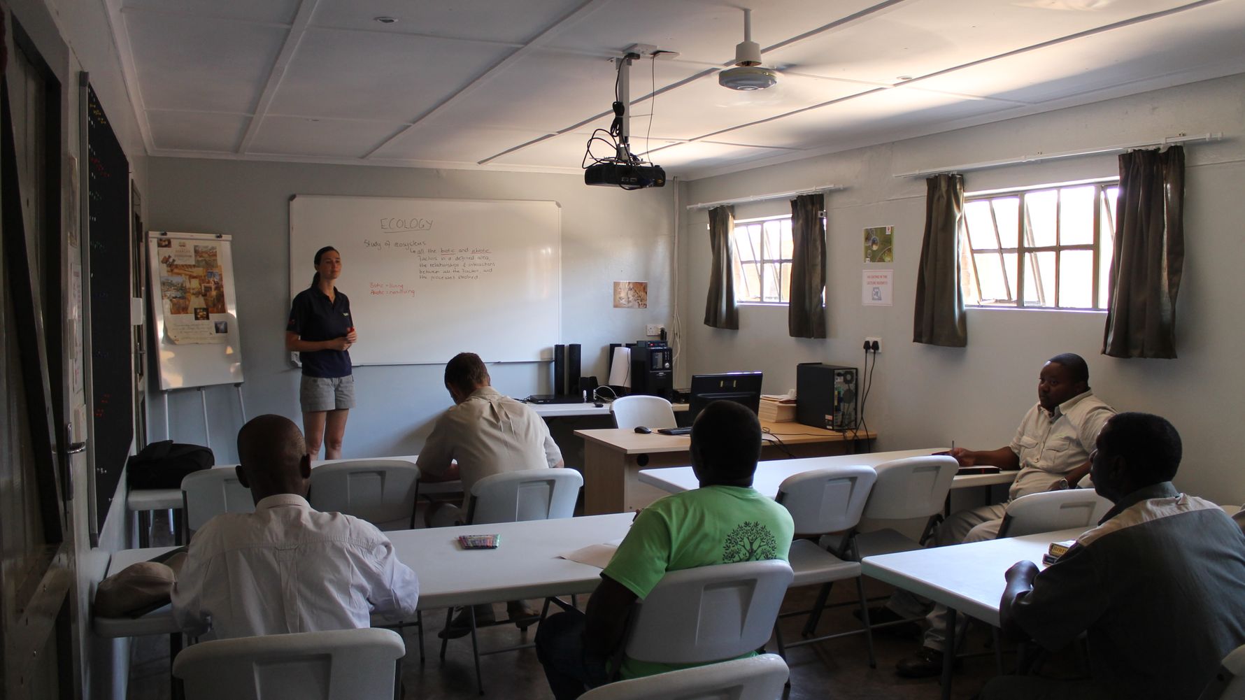 blog-ratgeber-camp-victoria-falls-unterrichtsraum-natucate