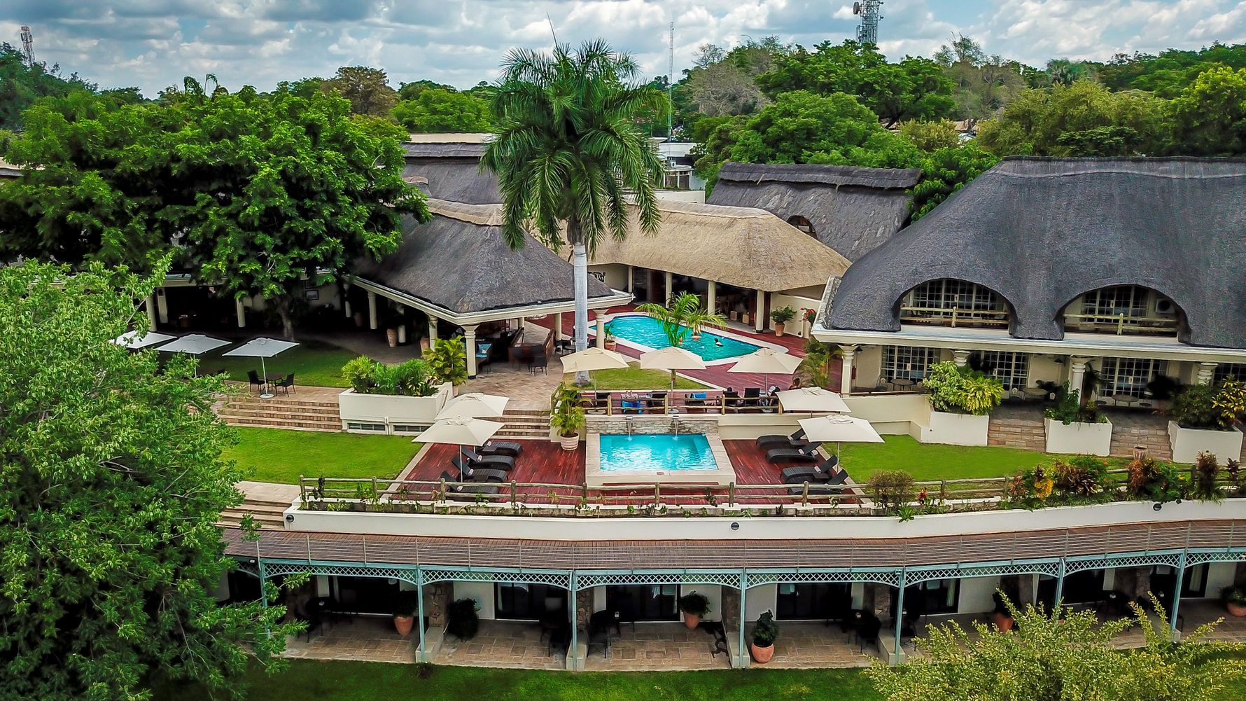 blog-ratgeber-simbabwe-itala-lodge-hotel-camp-natucate