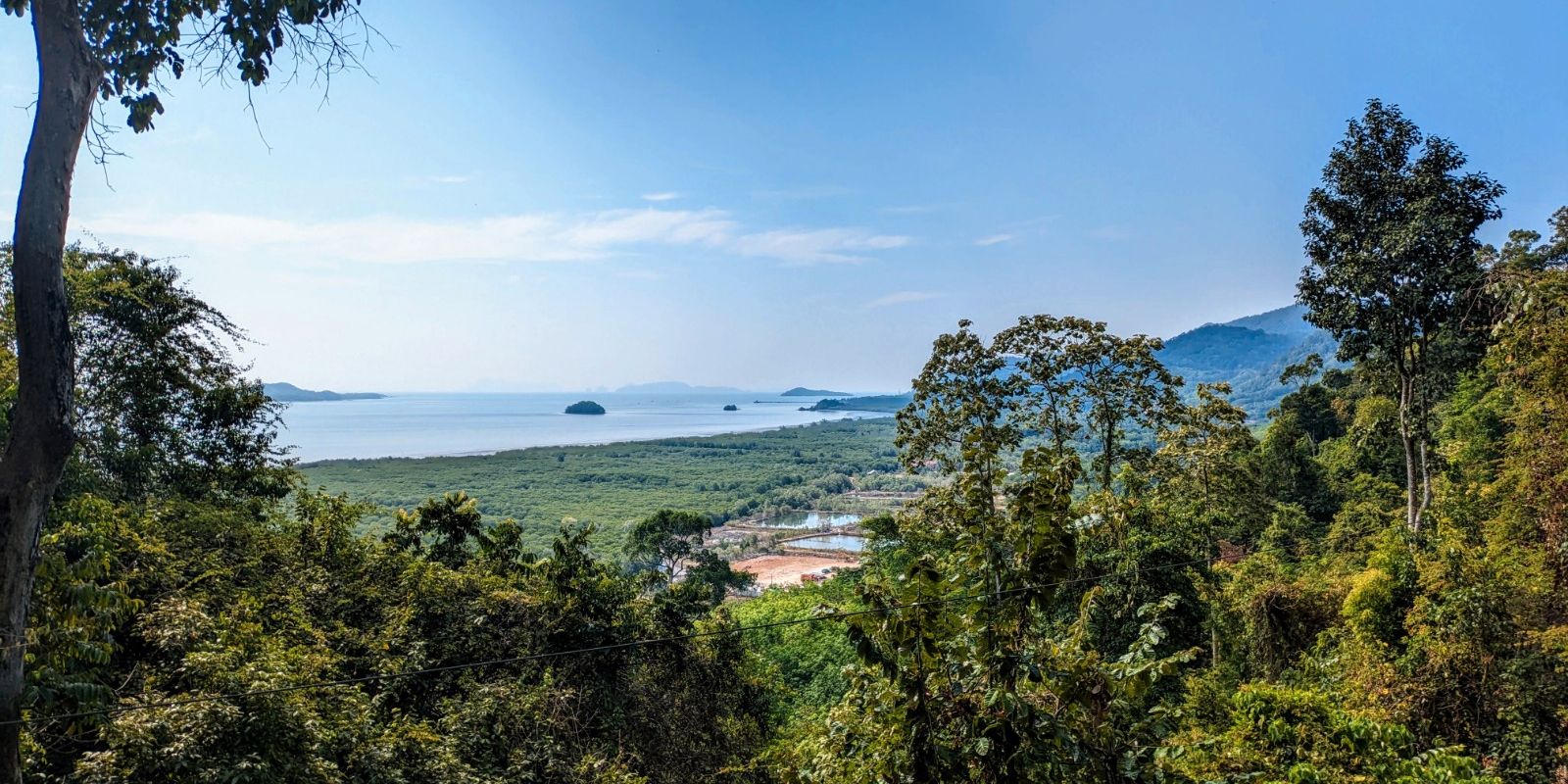 natucate-blog-review-thailand-koh-lanta-wayne-view-ocean-forest