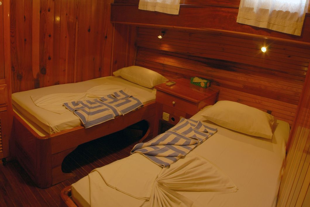 freiwilligenarbeit-malediven-asien-artenschutz-boot-betten-natucate