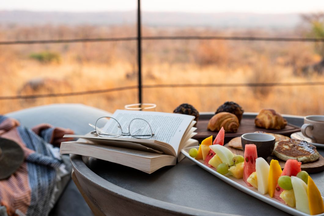 pwe-tanzania-jabali-breakfast-book