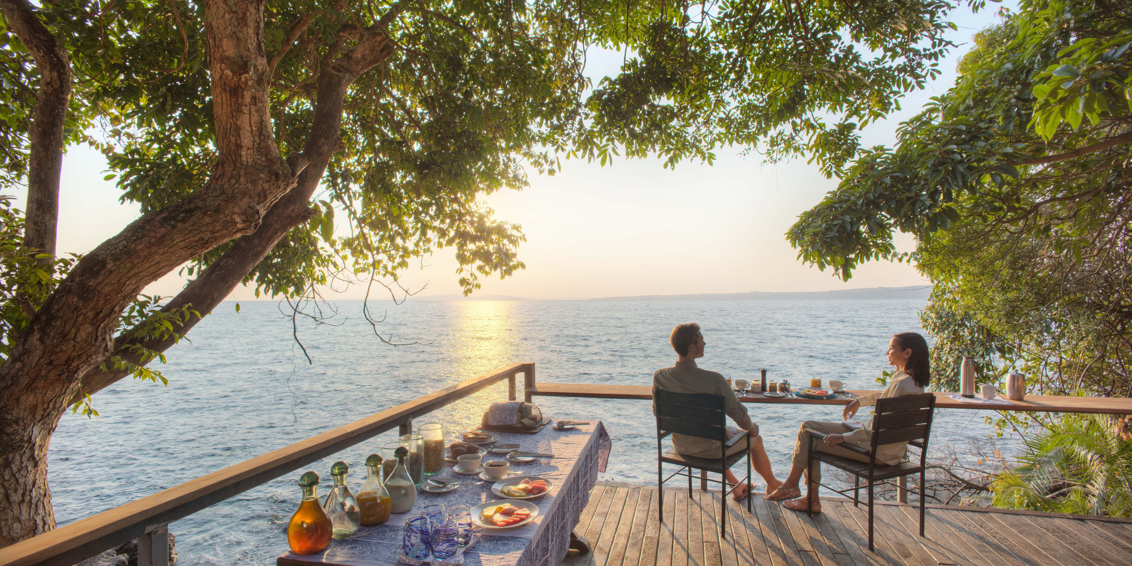 natucate-pwe-tanzania-rubondo-breakfast-deck
