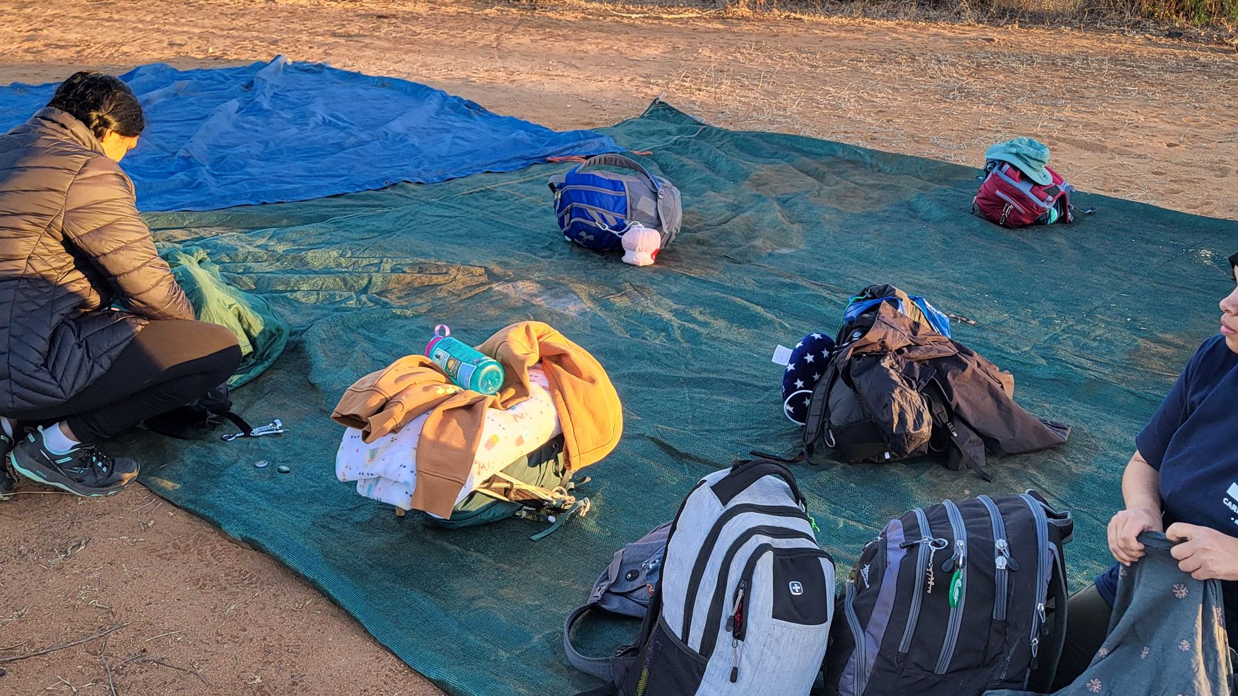 freiwilligenarbeit-siyafunda-julia-landschaft-camp-out