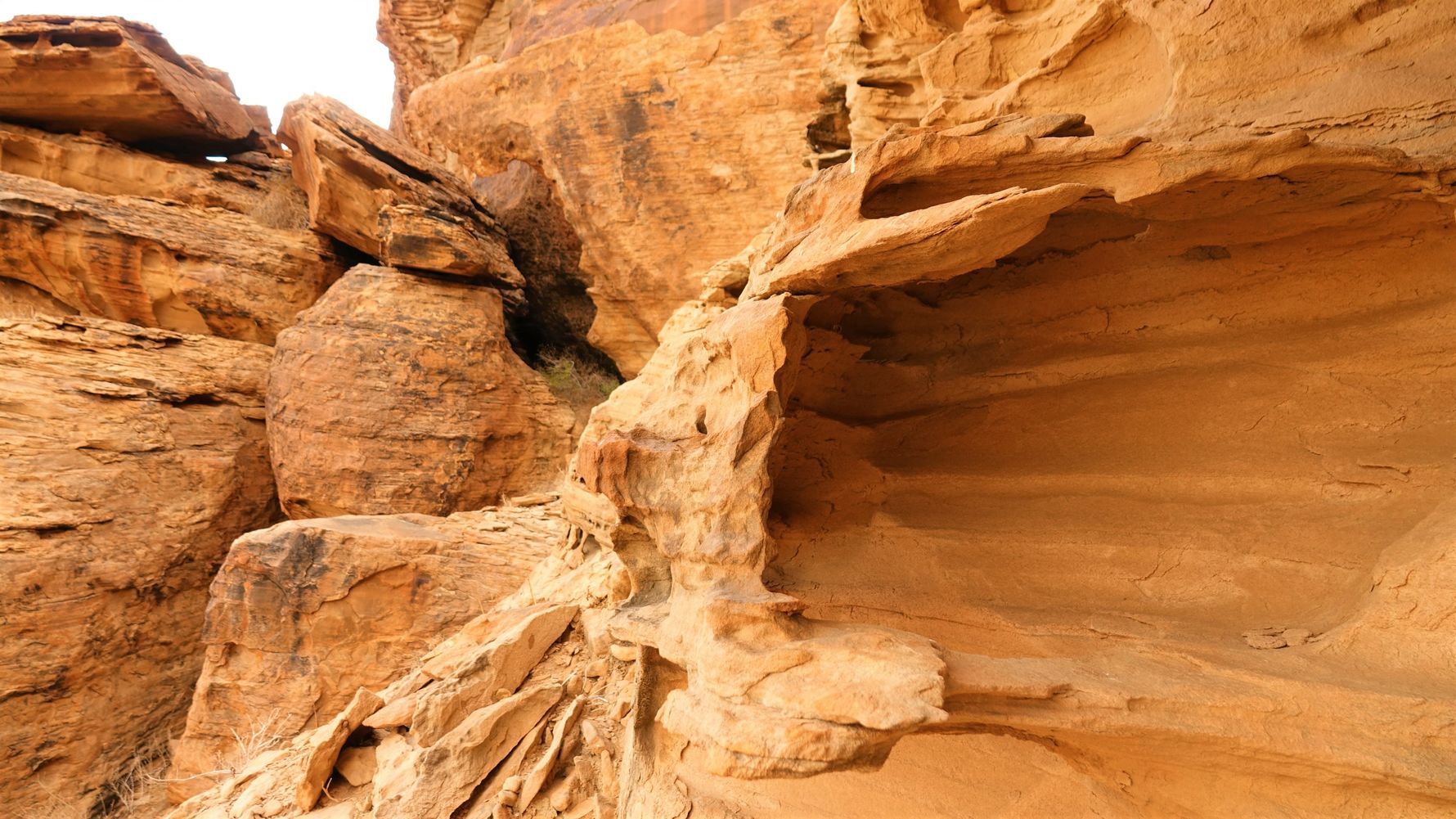 blog-ratgeber-namibia-damaraland-steinformation-natucate