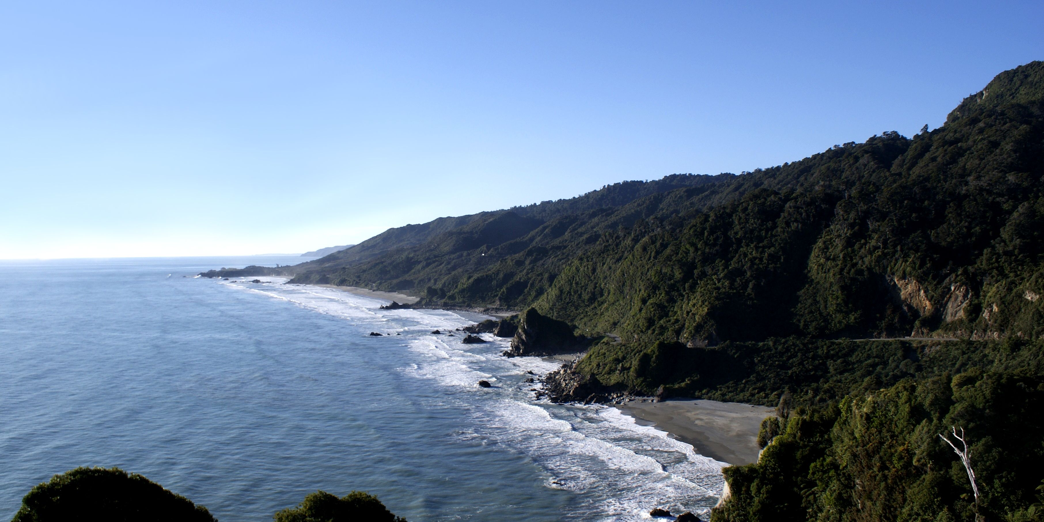 freiwilligenarbeit-neuseeland-punakaiki-strand-natucate