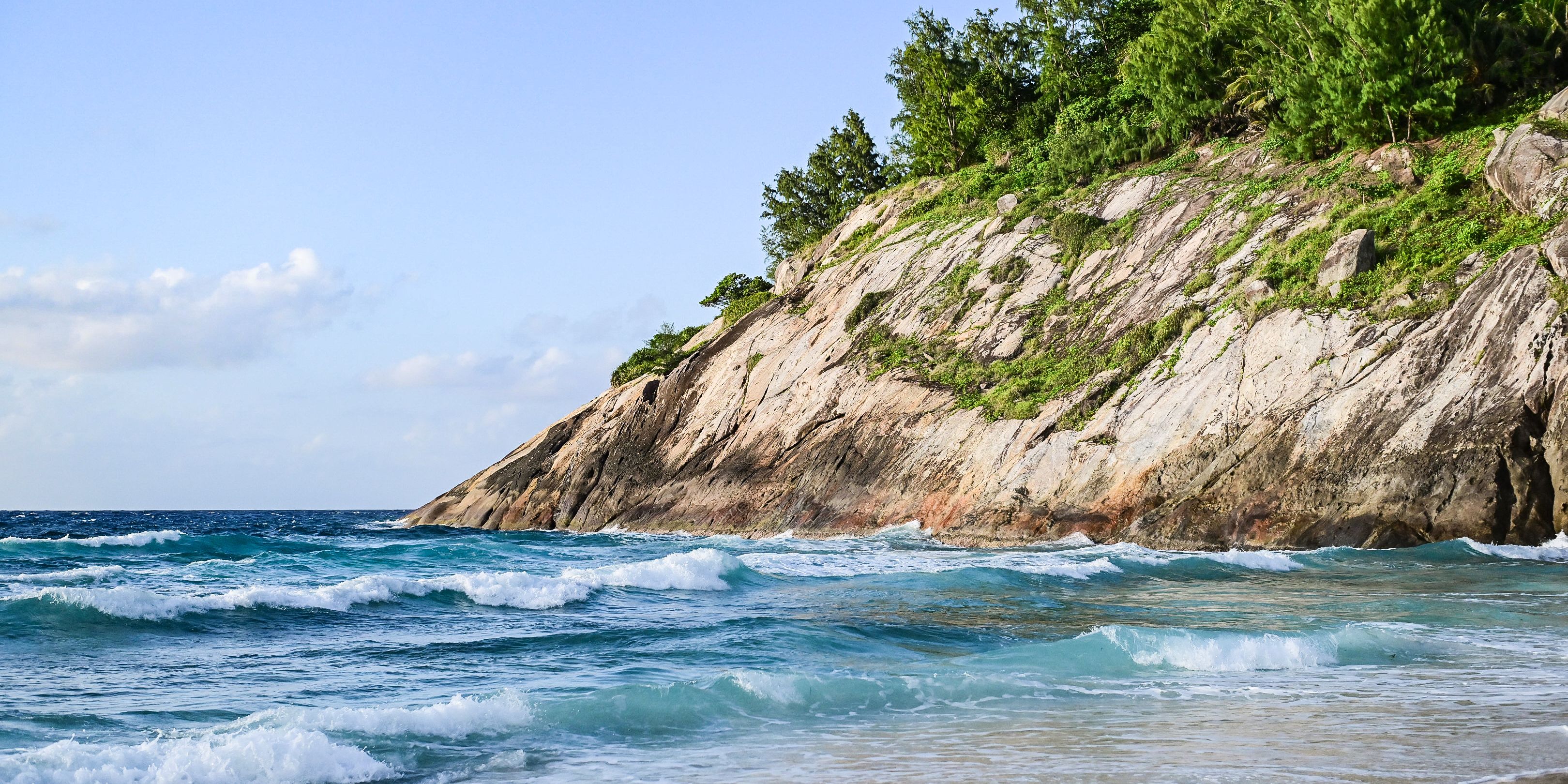 volunteering-north-island-seychelles-coast-jaana