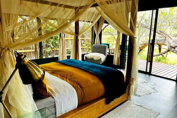 safari-botswana-bliss-deluxe-khwai-expedition-camp