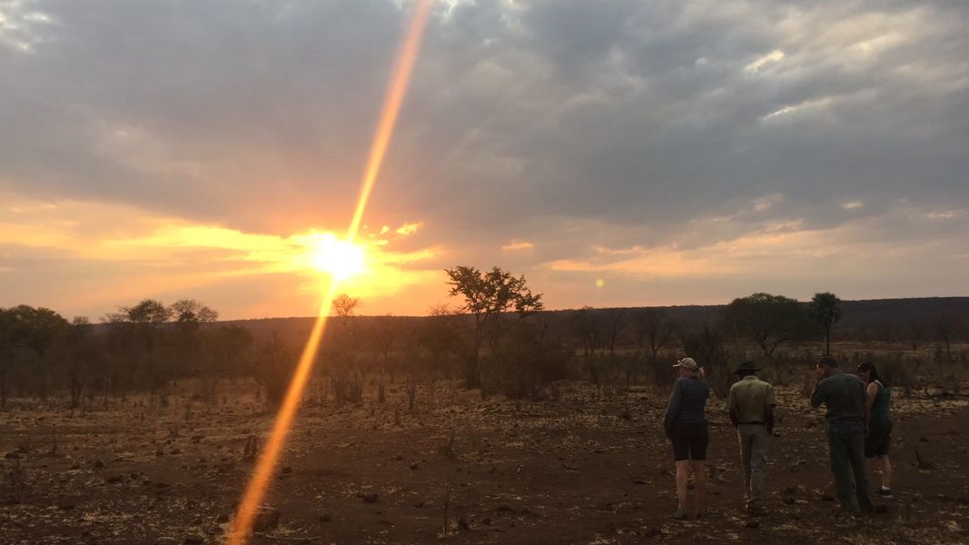 erfahrungsbericht-zimbabwe-rangerausbildung-kundenfotos-sonne-natucate