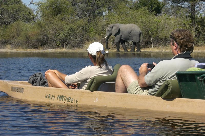 naturreisen-okavango-wilderness-experience-mokoro