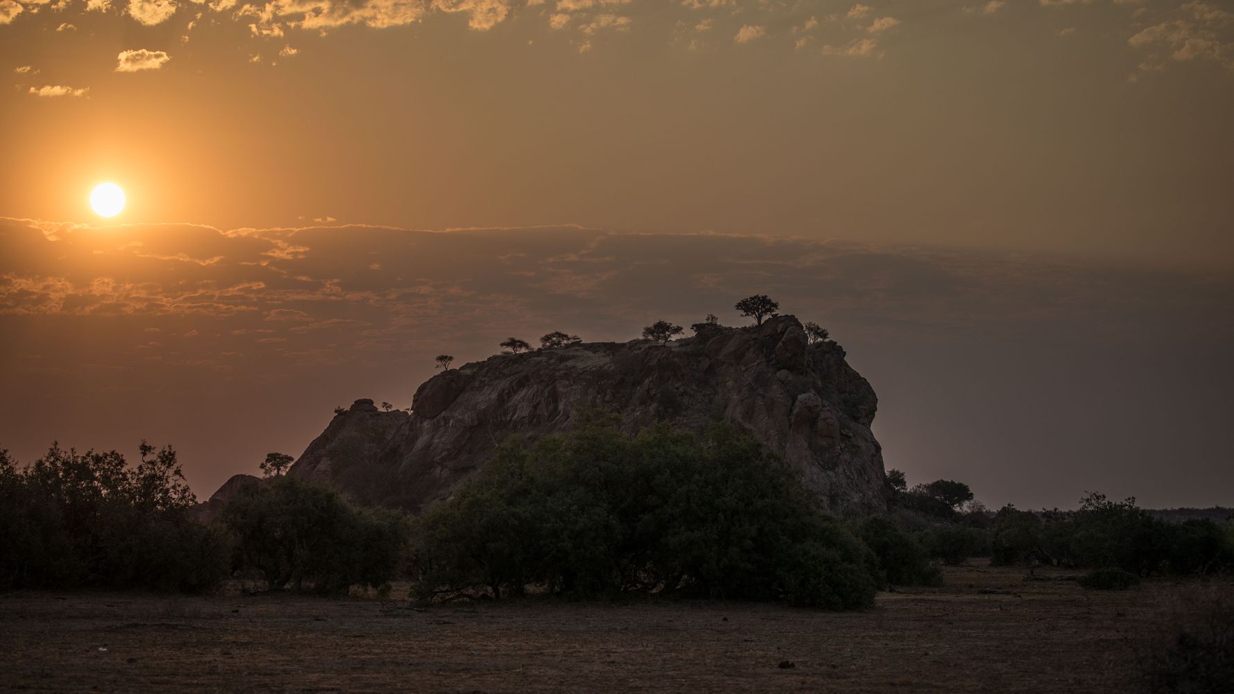 erfahrungsberichte-naturreise-afrika-private-wilderness-experience-matthias-felsformation-natucate