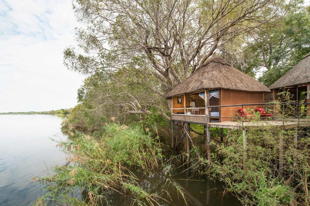 safari-sambia-von-livingstone-bis-kafue-unterkunft-chundukwa-platform-fluss-natucate
