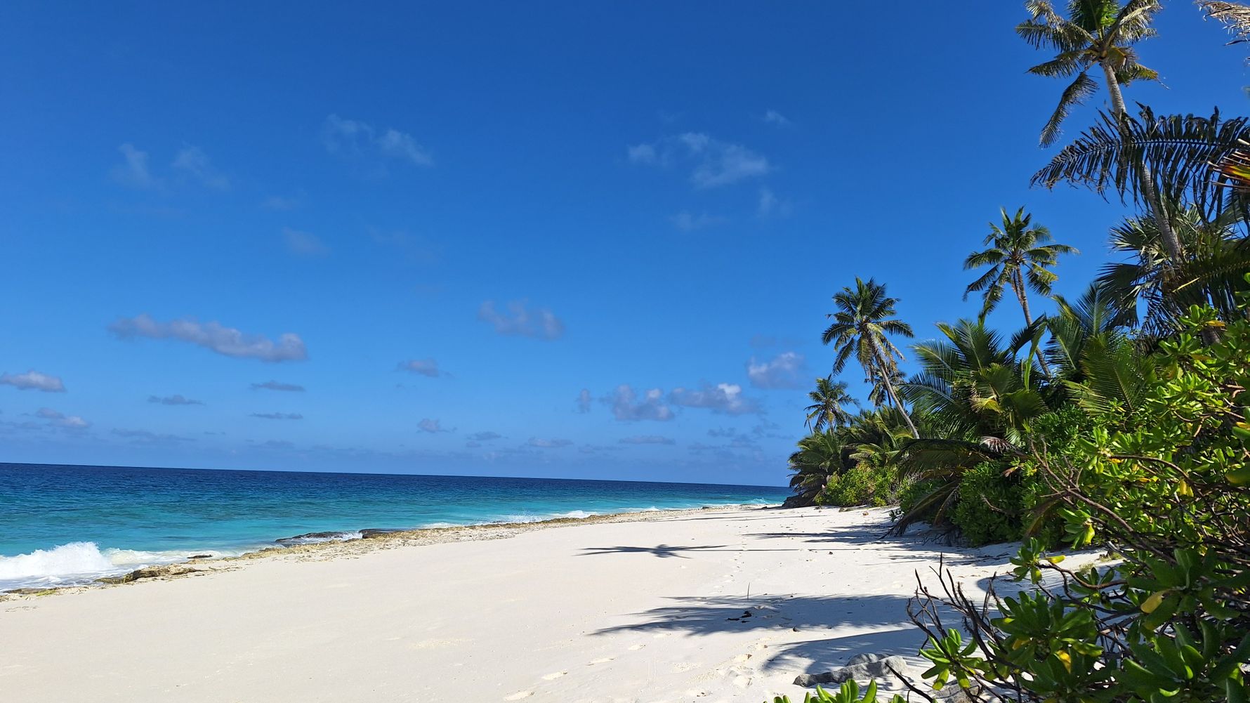 natucate-blog-review-seychelles-north-island-lydia-beach-day-beautiful