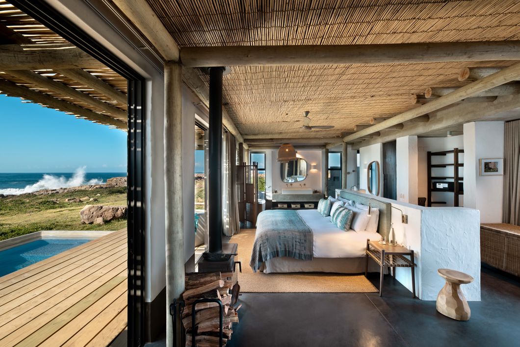 natucate-pwe-wild-coast-suite-interior