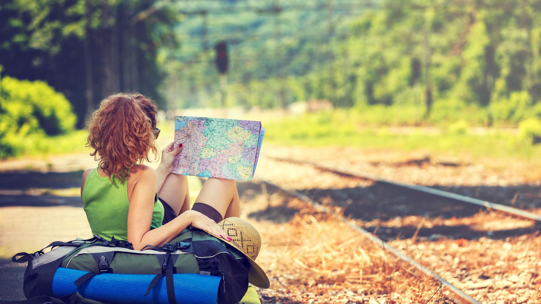 blog-ratgeber-vorbereitung-auf-dein-naturabenteuer-zug-reise-natucate