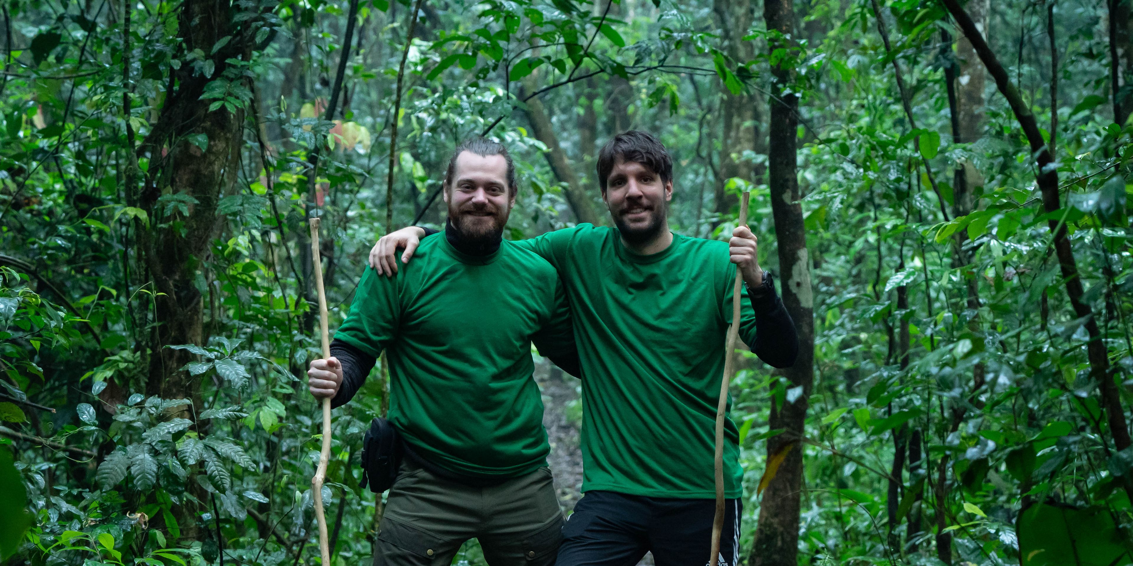 natucate-volunteering-uganda-chimpanzee-project-itohya-forest-men