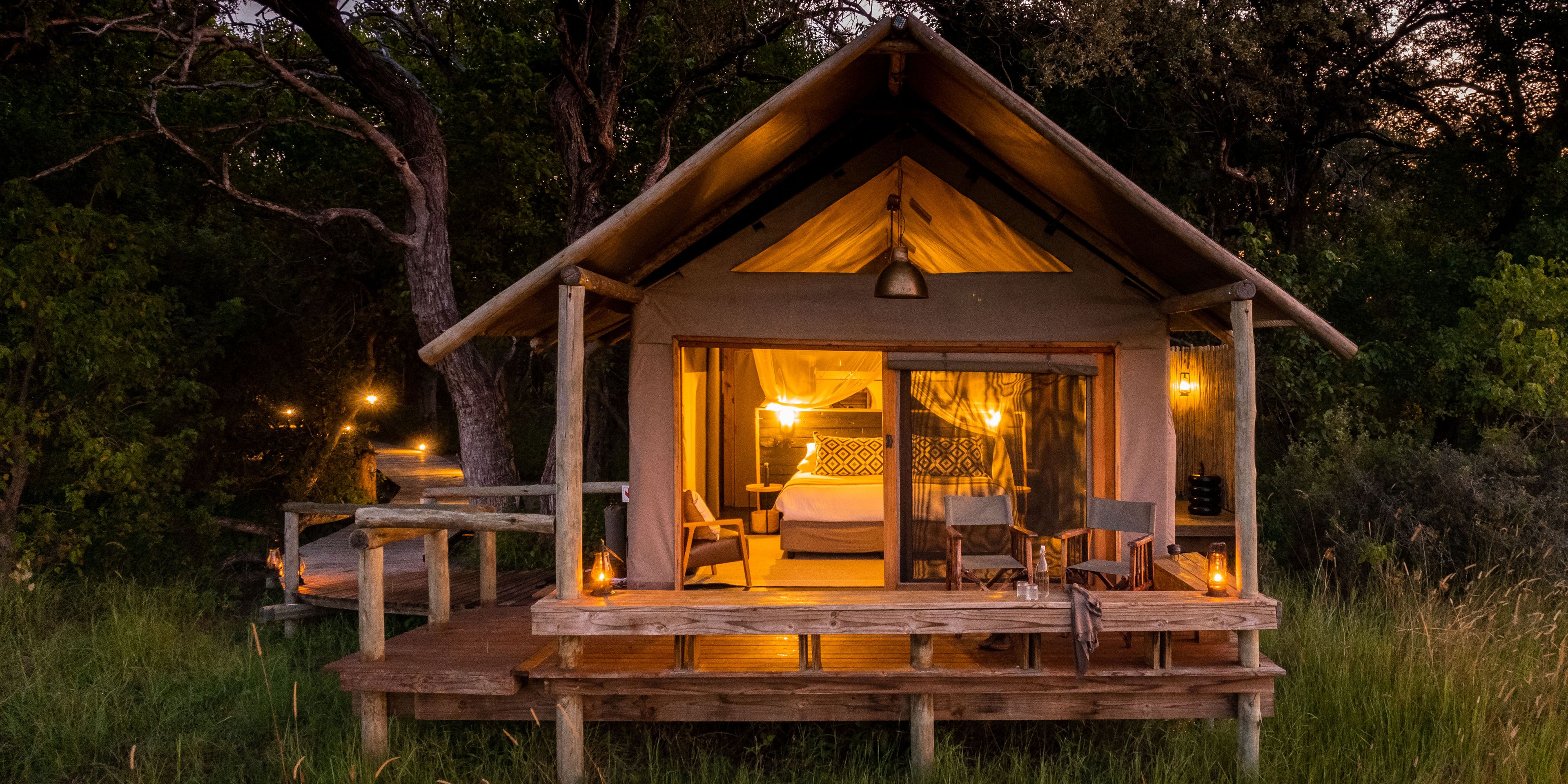 natucate-safari-botswana-abenteuer-camp-little-sable-exterior