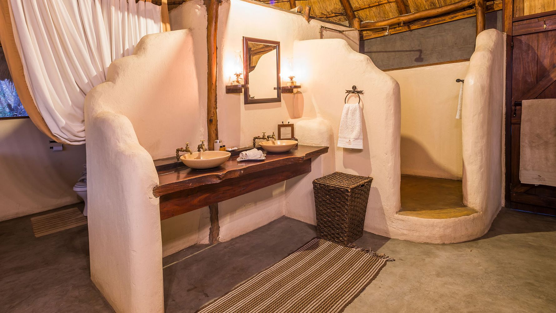 blog-ratgeber-sambia-nanzhilla-plains-safari-camp-badezimmer-natucate