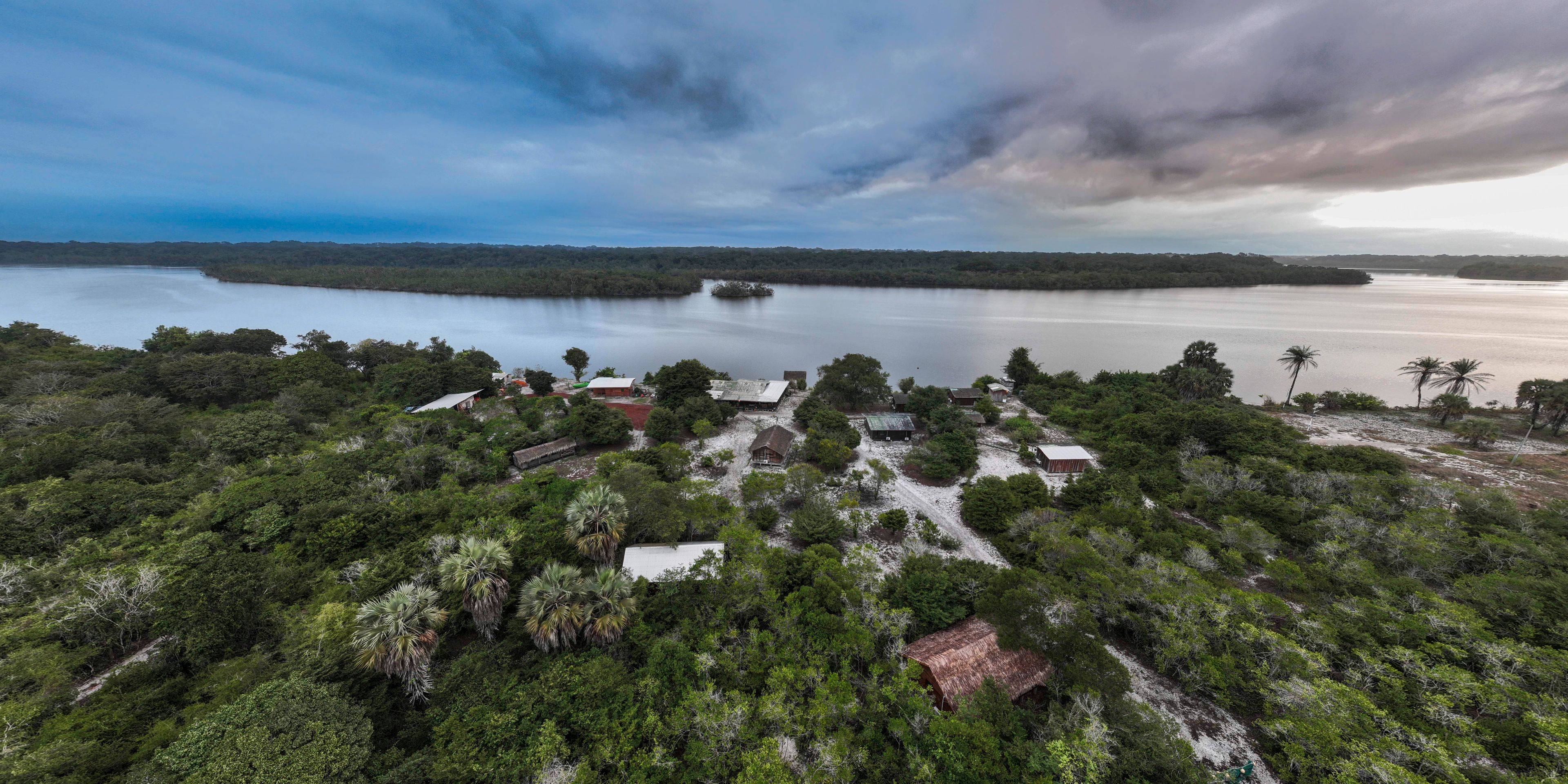 natucate-nature-travel-gabon-wilderness-trail-camp