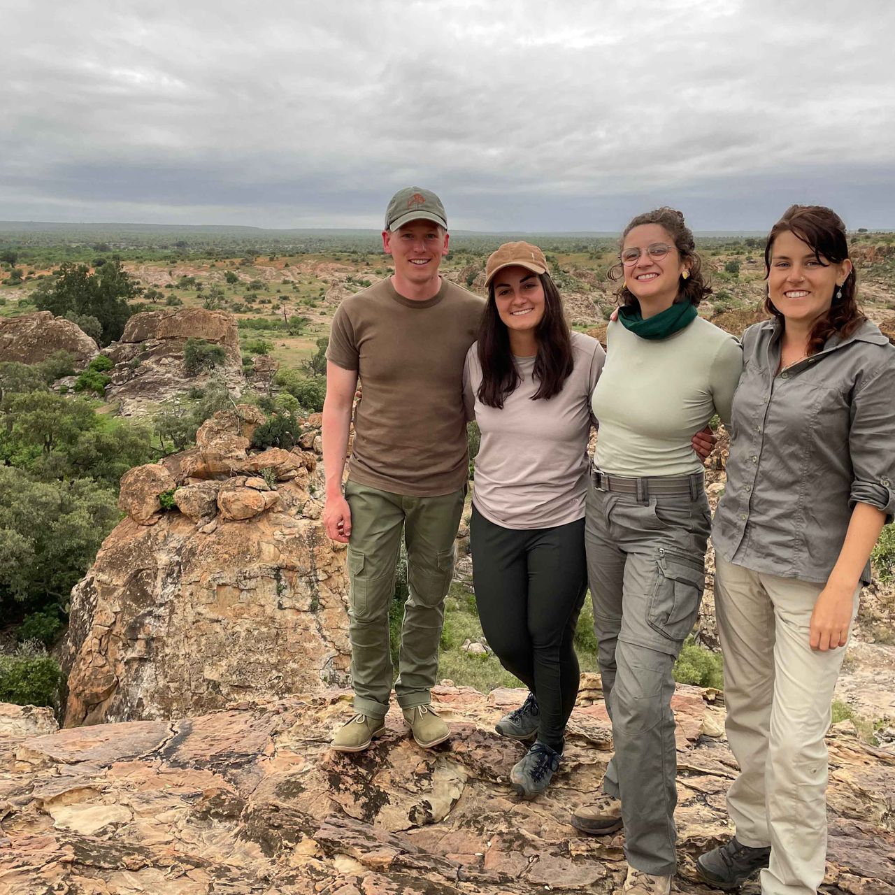 erfahrungsberichte-rangerkurs-field-guide-level-1-afrika-leila-gruppenfoto-natucate