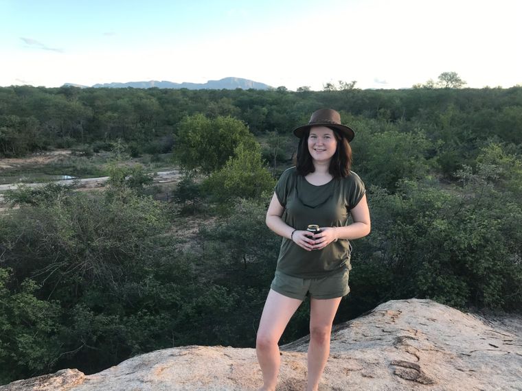 erfahrungsberichte-rangerkurse-suedafrika-field-guide-level-1-nadine-aussicht-natucate