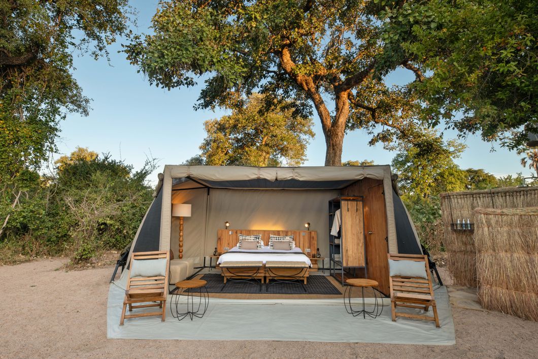 natucate-pwe-tanzania-kokoko-tent-open