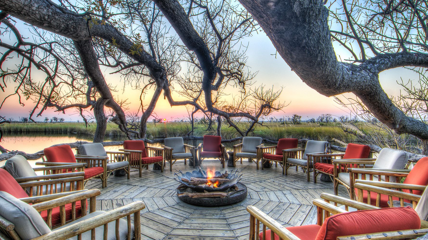 blog-ratgeber-botswana-camp-xakanaxa-lagerfeuer-natucate