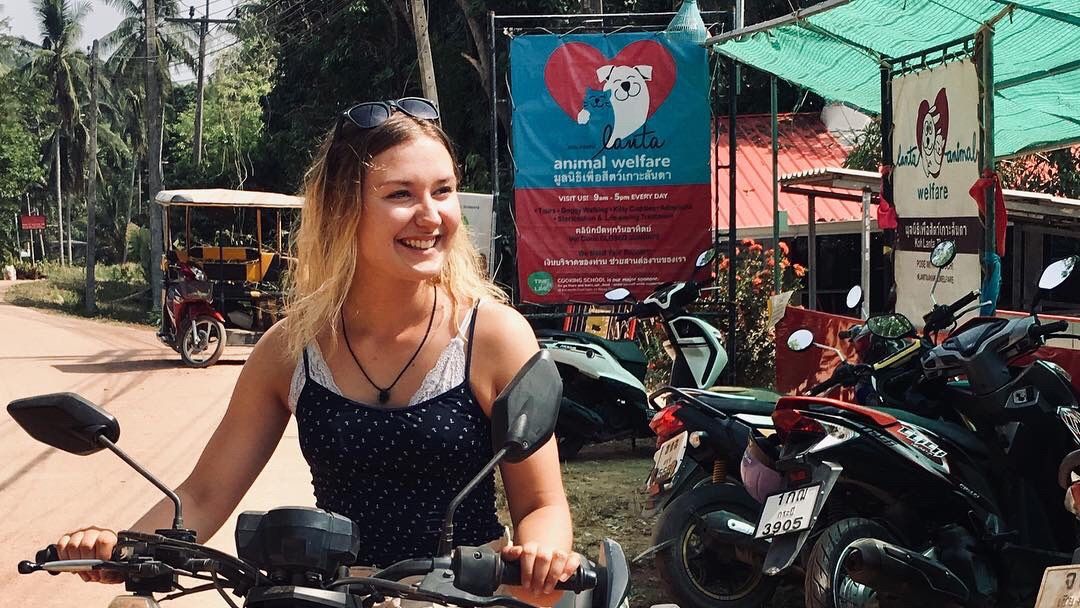 erfahrungsberichte-freiwilligenarbeit-thailand-ko-lanta-tierschutz-kim-freiwillige-natucate