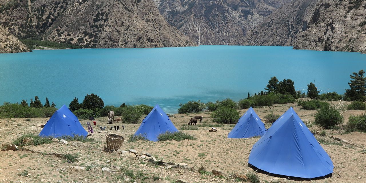 naturreise-nepal-great-himalaya-trail-section-6-camp-natucate