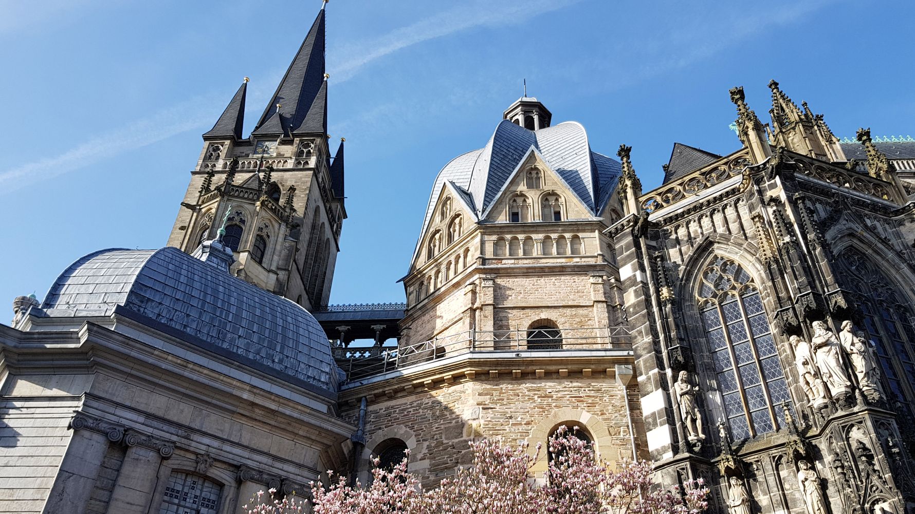laenderinformationen-deutschland-aachen-dom-natucate