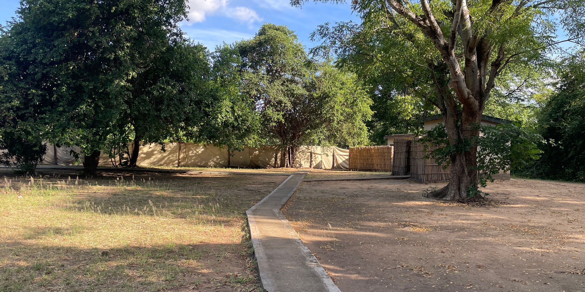 natucate-volunteering-malawi-wildlife-monitoring-path-camp