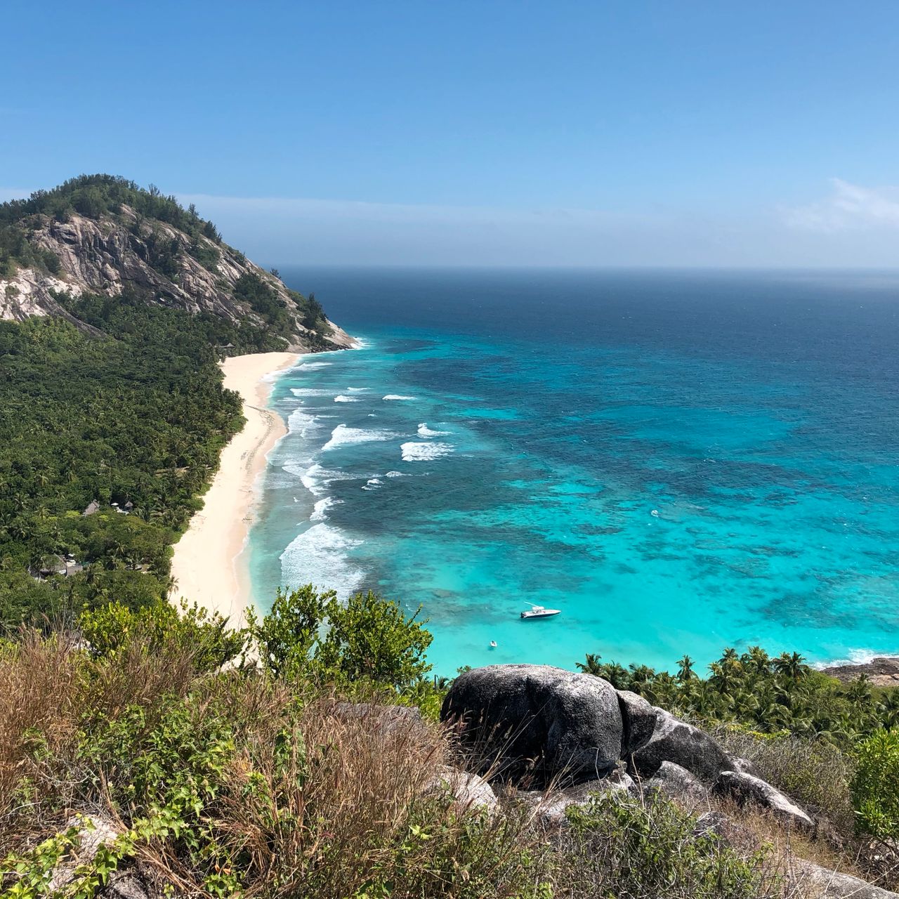erfahrungsberichte-freiwilligenarbeit-seychellen-north-island-marco-panorama