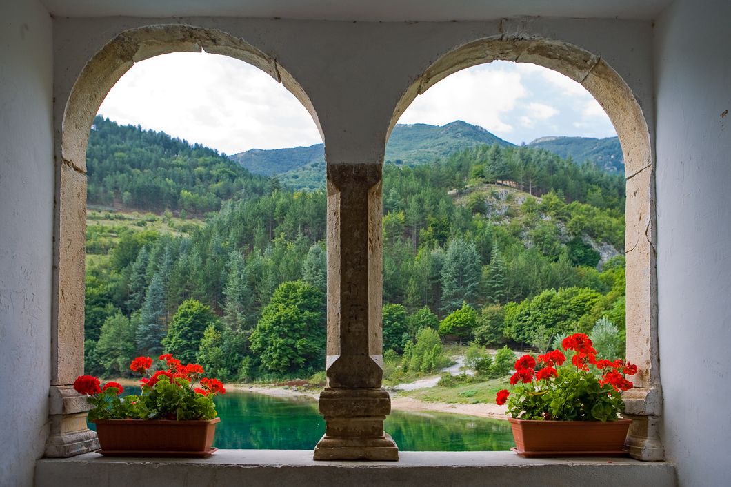 naturreise-italien-apennin-architektur-natucate